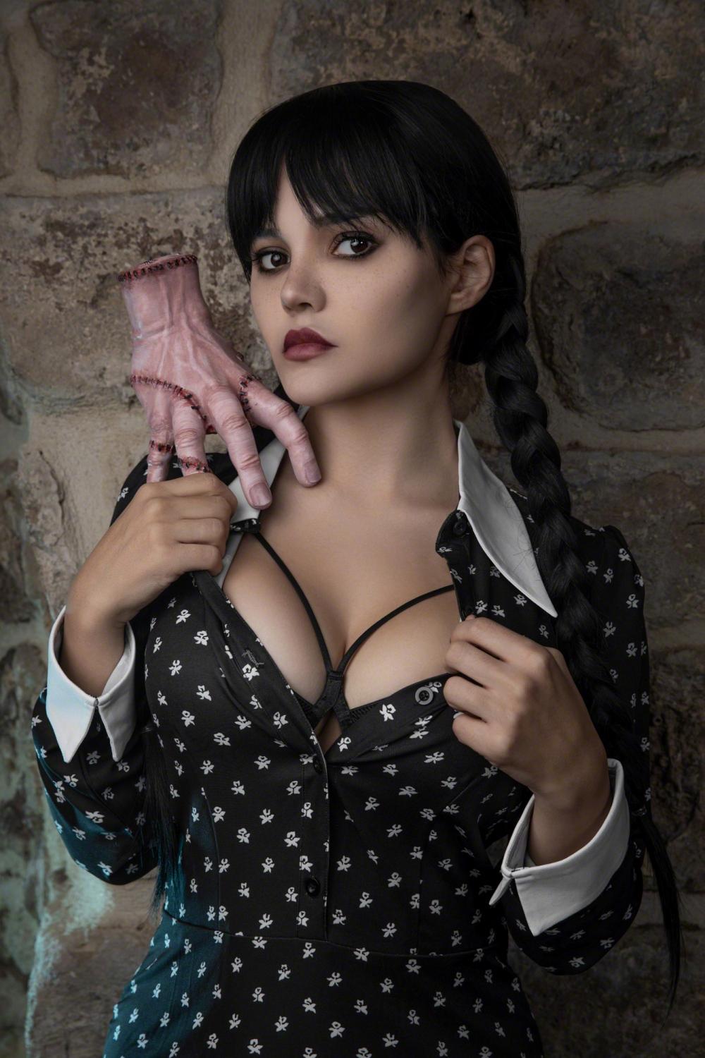 Kalinka Fox Wednesday Addams Cosplay Patreon Nudes Leaked Thotslife