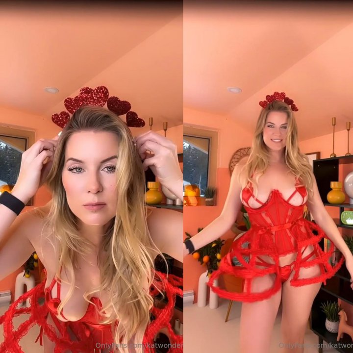 Kat Wonders Valentines Day Lingerie Haul Onlyfans Video Thotslife