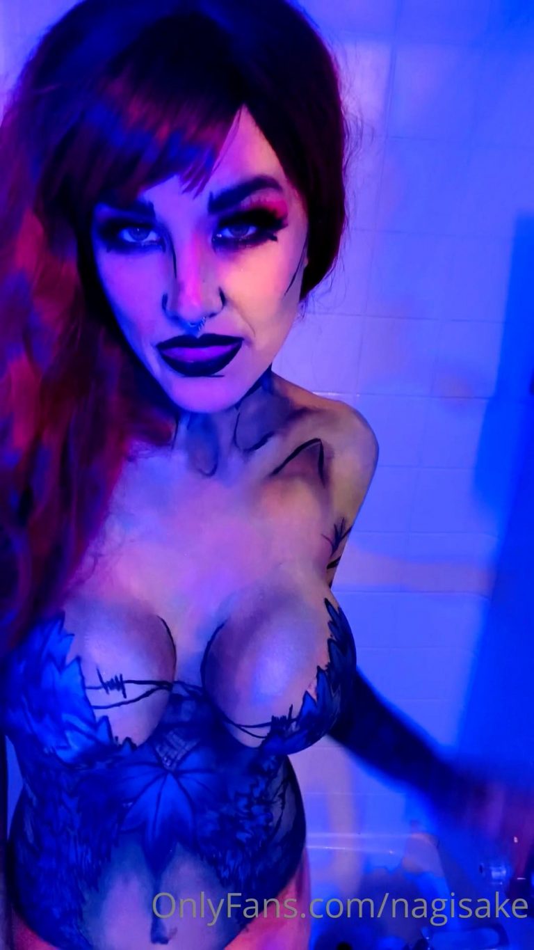 Nagisake Poison Ivy Cosplay Nude Onlyfans Video Leaked Thotslife