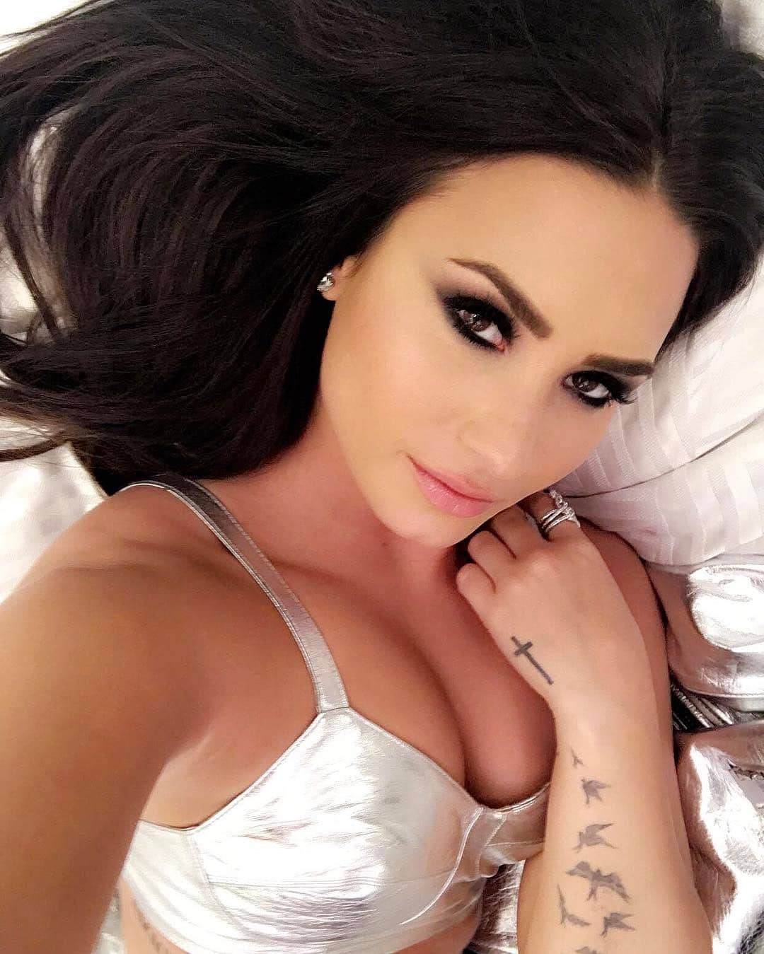 Demi Lovato Nudes Snapchat Hacked Leaked 94