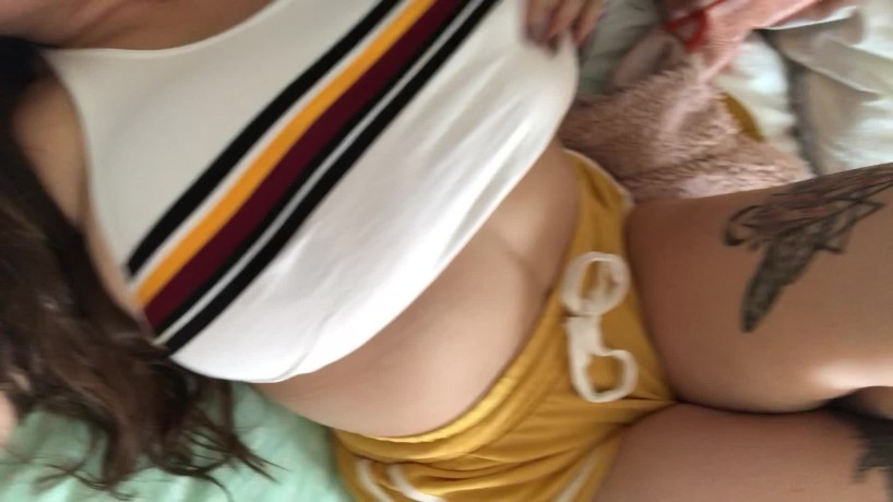 Mia Woods sex tape blowjob and nudes photos leaks online from her Cosplay onlyfans patreon and private snapchat premium. She sucking dick 13