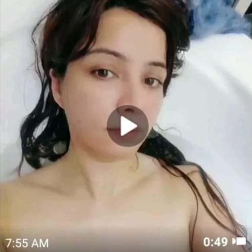 Pakistani Singer Rabi Pirzada Nude Photos and Video Leaked 10