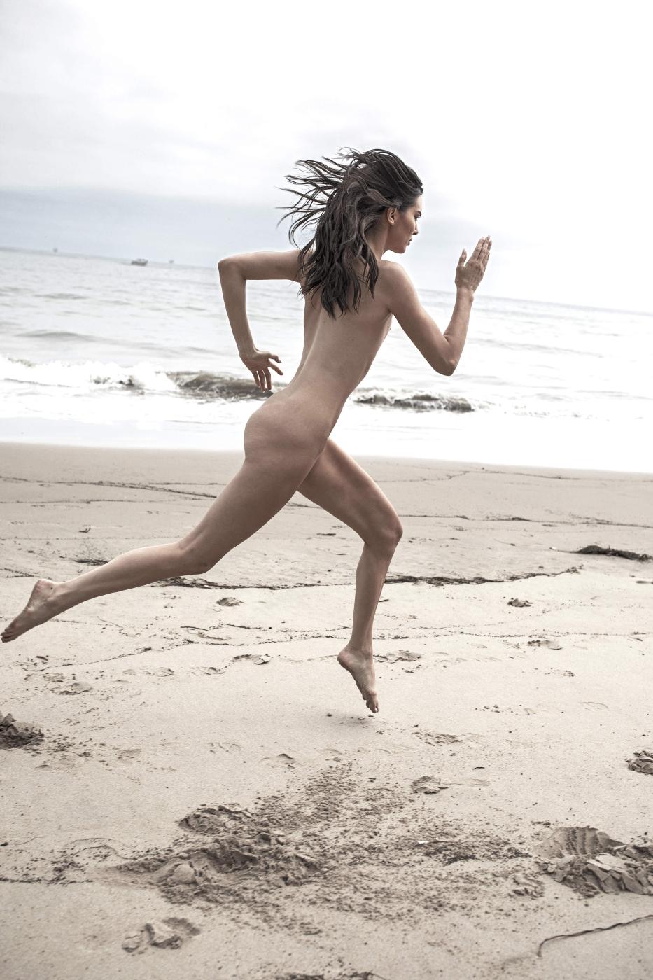 Kendall Jenner Nude Magazine Photoshoot Leaked 22