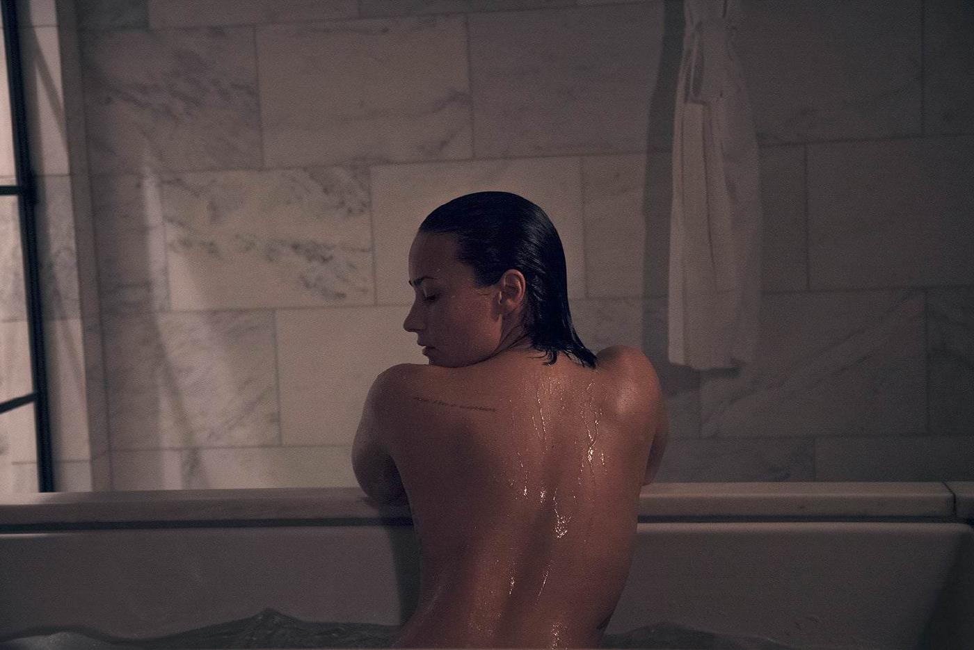 Demi Lovato Magazine Photoshoot Nudes Leaked 2