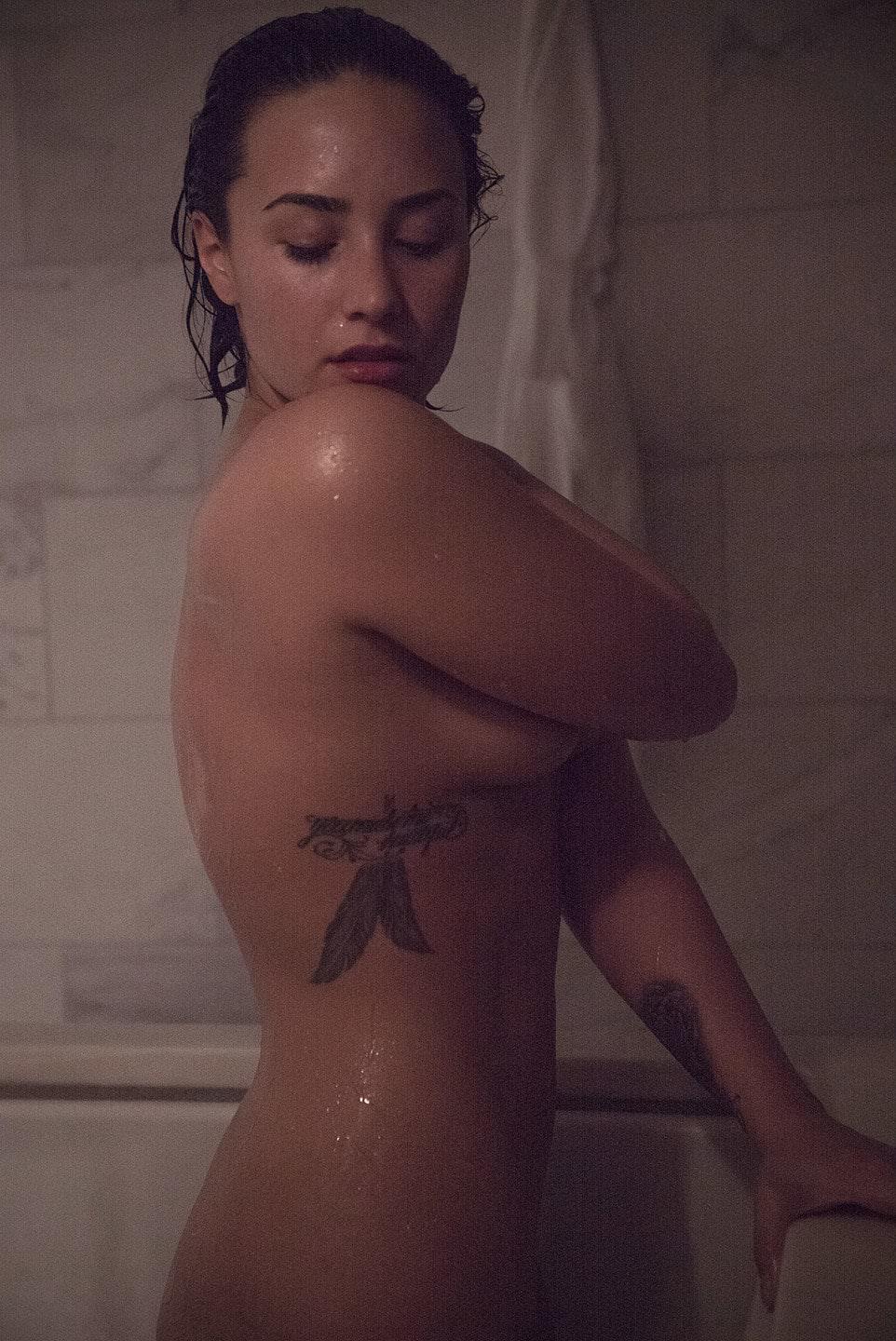 Demi Lovato Magazine Photoshoot Nudes Leaked 4