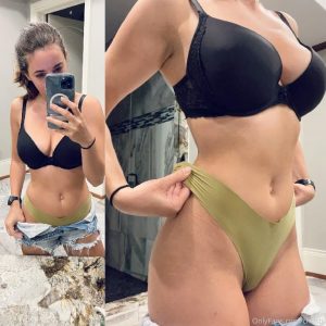 Christina Khalil Thong Selfies Onlyfans Photos Leaked