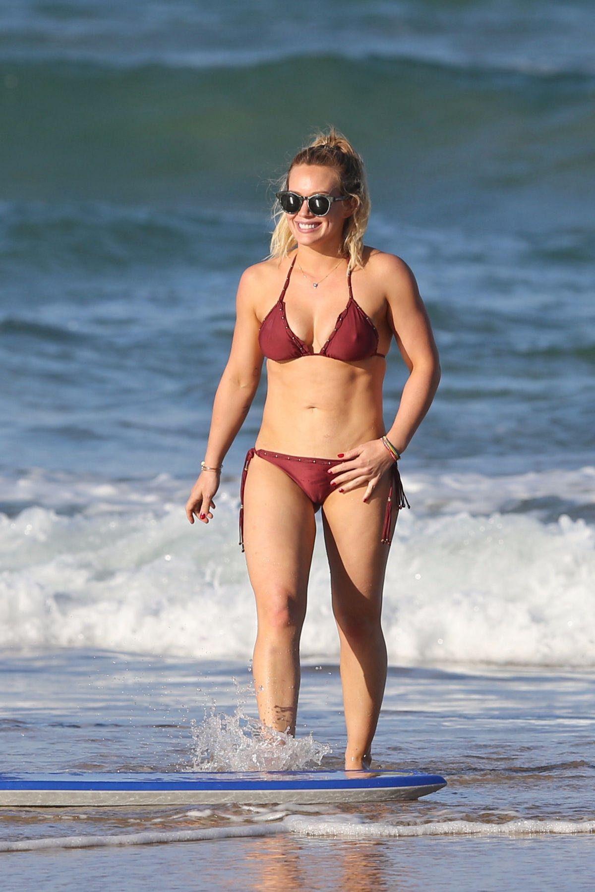 Hilary Duff Candid Bikini Beach Set Leaked