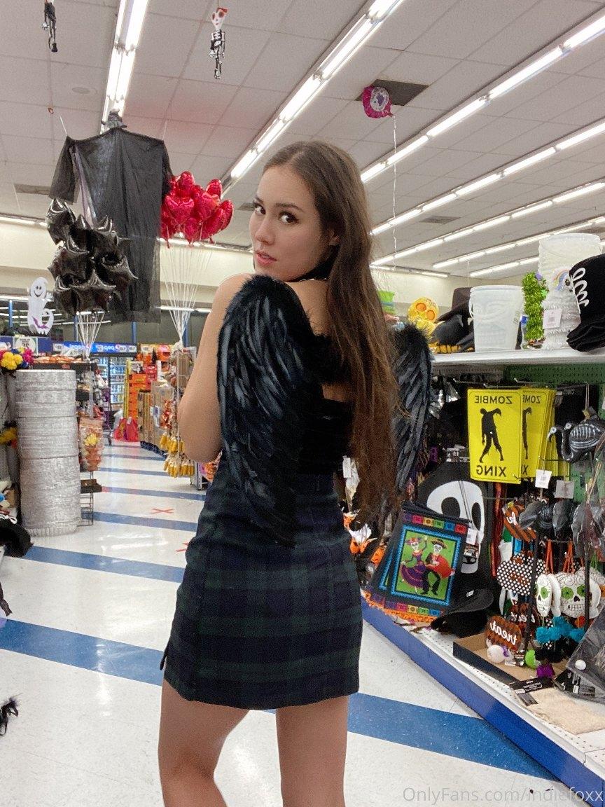 Indiefoxx Sexy Dress Skirt Selfies Onlyfans Photos Leaked 4 