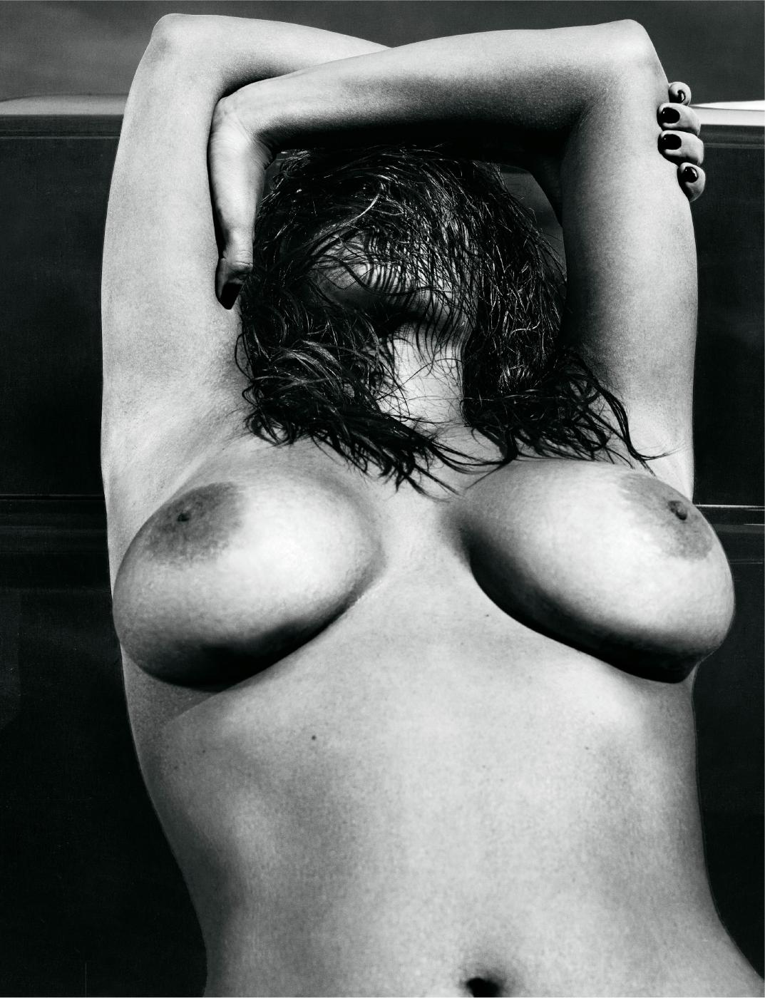 Kim Kardashian Nudes Fashion Magazine Photoshoot Leaked 6