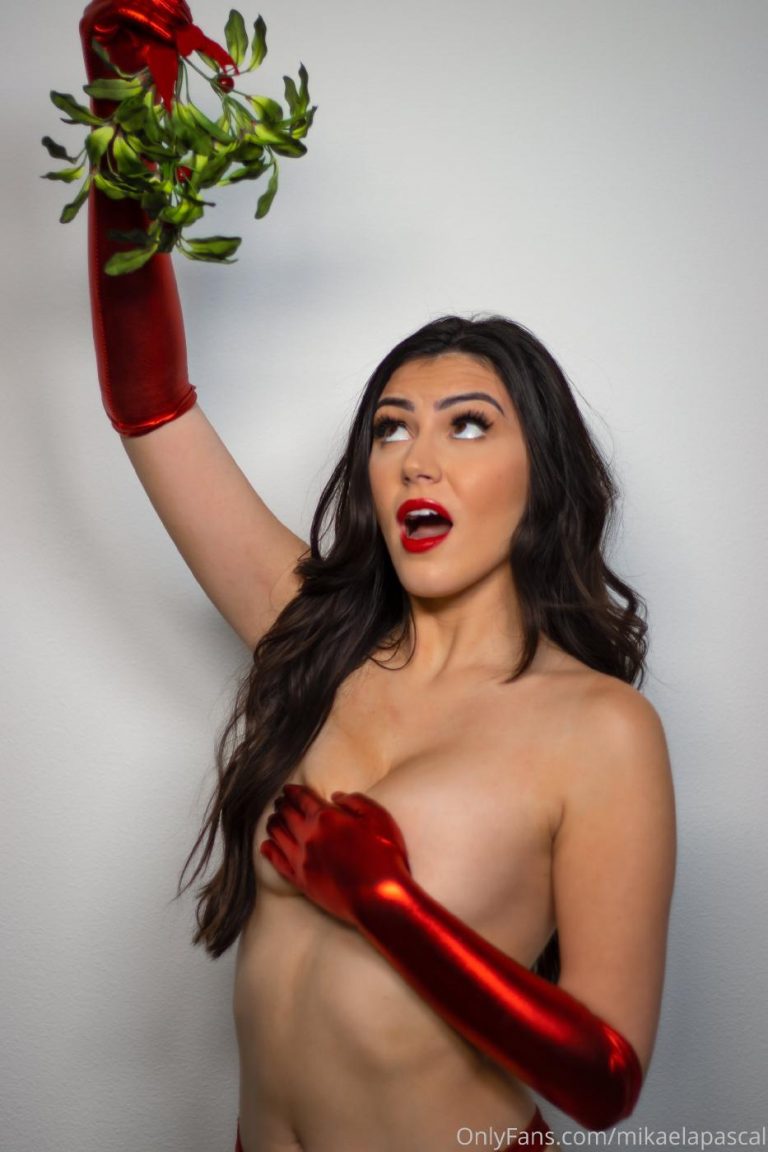 Mikaela pascal topless