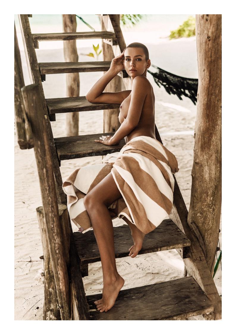 Rachel Cook Nude Mexico Beach Modeling Photoshoot Leaked 14
