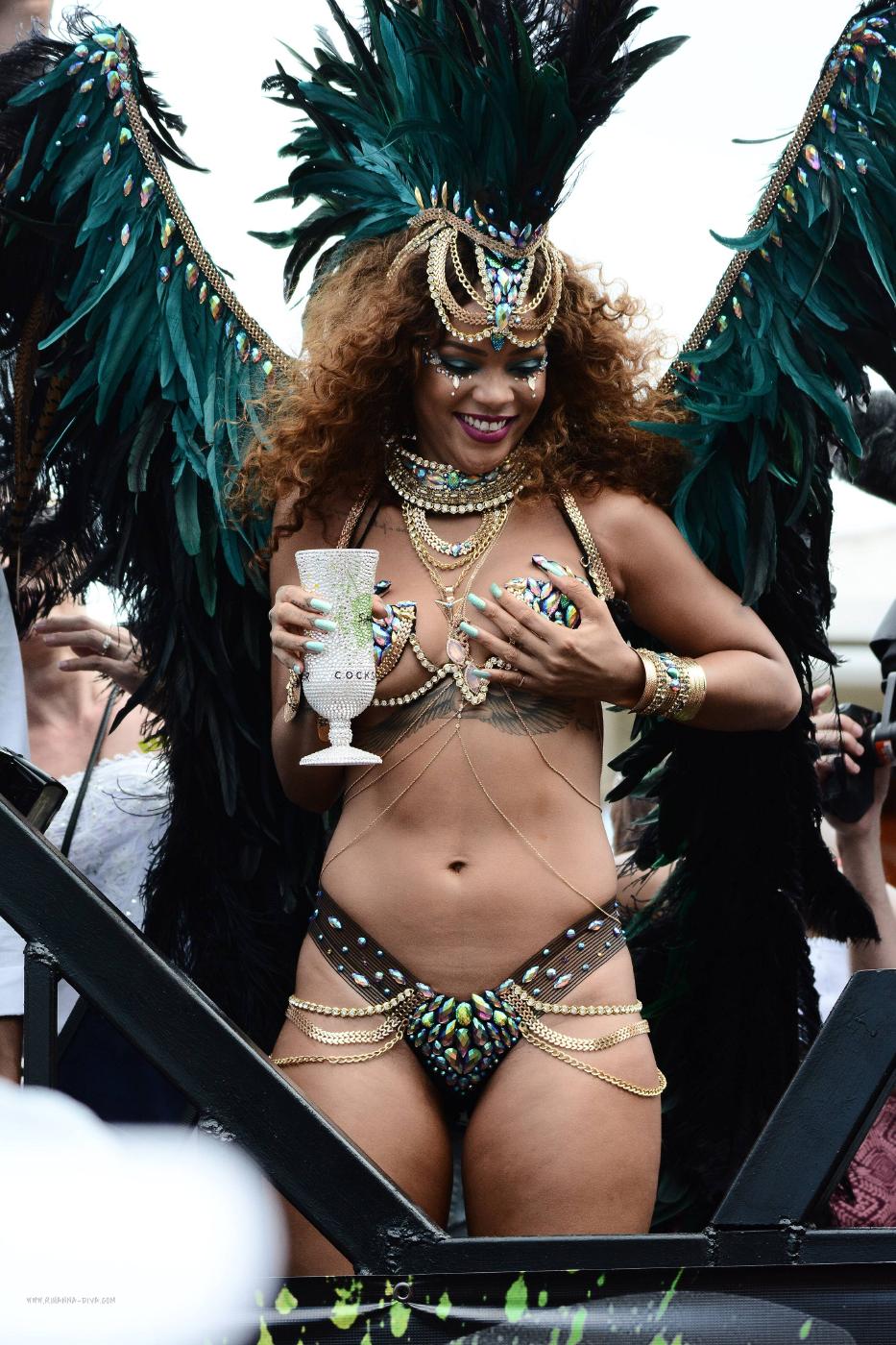 Rihanna Nip Slip Public Bikini Festival Photos Leaked 46