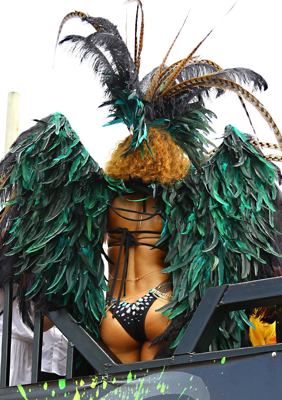 Rihanna Nip Slip Public Bikini Festival Photos Leaked 64