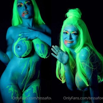 Tessa Fowler Neon Body Paint Onlyfans Video Leaked
